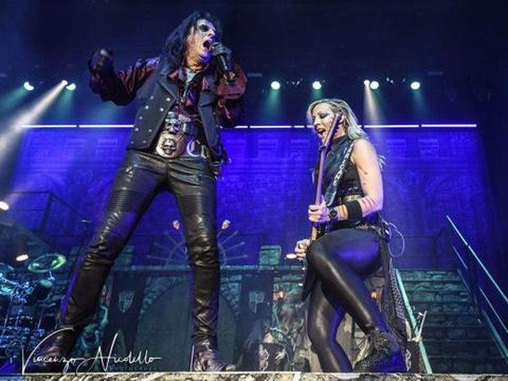 Concerti, Alice Cooper headliner al festival Bloodstock