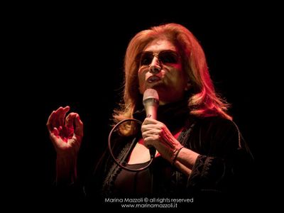 Iva Zanicchi, l&apos;ex colf denuncia: &apos;Mi deve 1500 euro&apos;