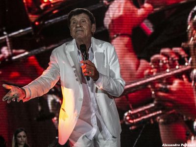Sanremo 2012: riconfermata la conduzione a Gianni Morandi