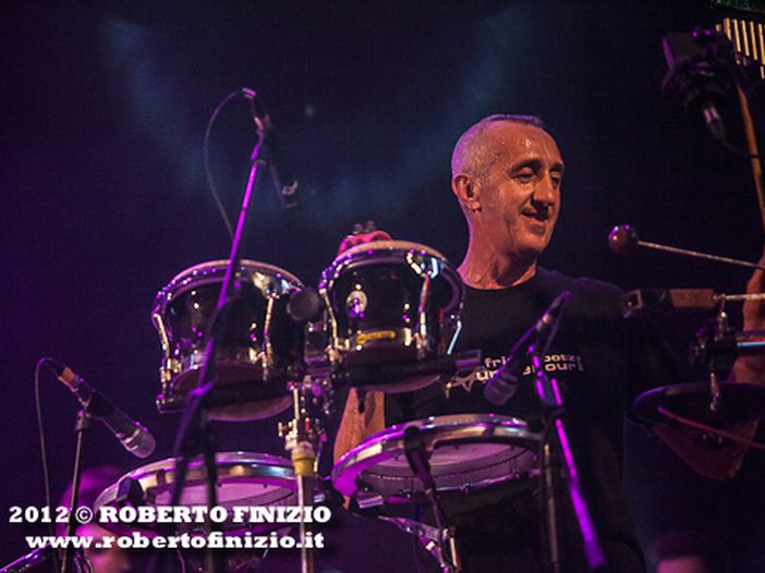&#039;Mentre fuori piove&#039; sar&agrave; il nuovo album degli Africa Unite