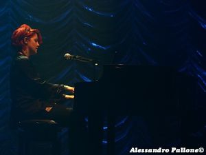  Noemi, è &apos;Odio tutti i cantanti&apos; il nuovo singolo 