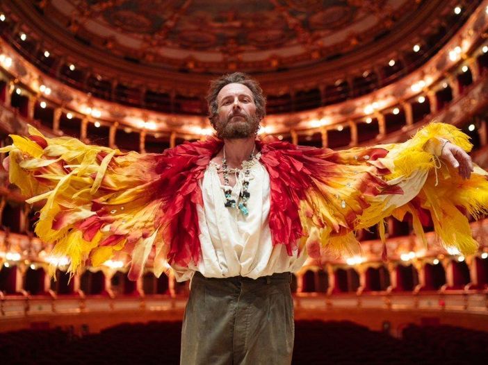 Jovanotti saluta la primavera con una nuova “I love you baby” Jovanotti saluta la primavera con una nuova “I love you baby”