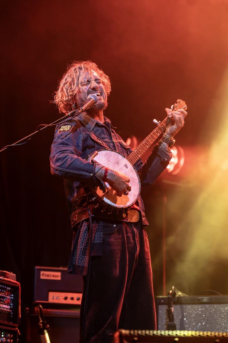 18 novembre 2025 - Estragon - Bologna - John Butler in concerto