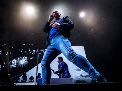 Il ritorno dei Simple Minds: remix di &apos;Don&apos;t you&apos;, nuovo album per Laserra/Carosello 
