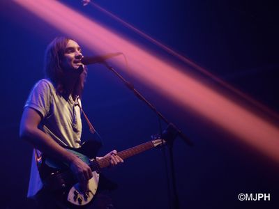 Tame Impala al veleno sui festival: &apos;Pubblico di zotici in cerca di ragazze&apos;