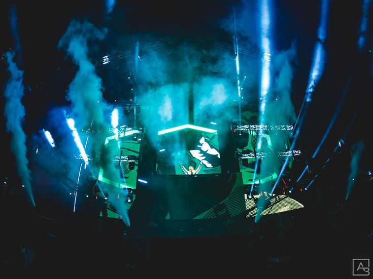 David Guetta: ascolta &apos;Hey mama&apos; (feat. Nicki Minaj) e &apos;Sun goes down&apos; - AUDIO