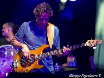 Santana, è 'Shape shifter' il nuovo album. Poi subito altri due dischi