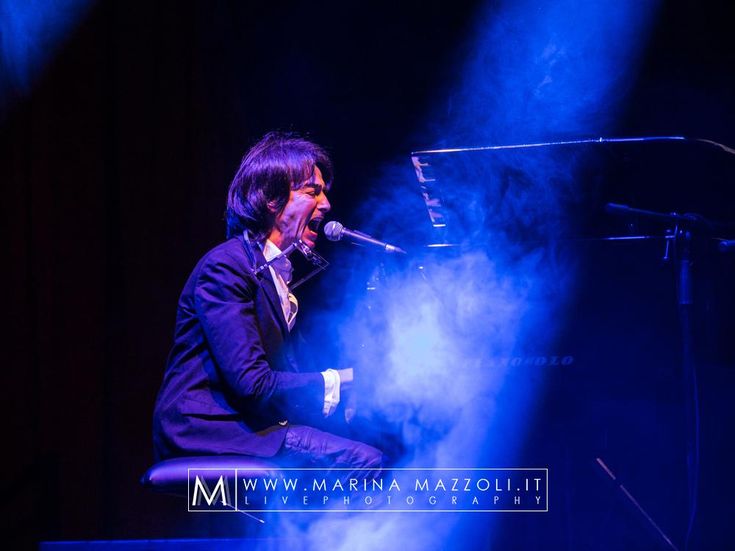 Oggi in breve: Luigi Tenco, MTV, Universal/EMI, Omar Pedrini