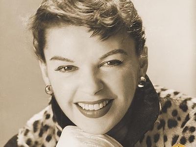 Morte di Margaret Thatcher, &apos;Ding-Dong! The witch is dead&apos; in classifica