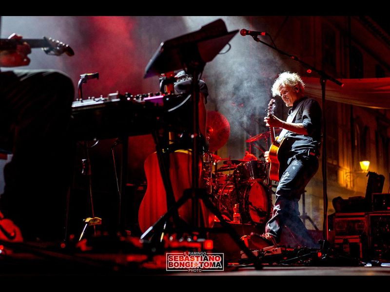 23 luglio 2021 - Moonland - Piazza Matteotti - Sarzana (Sp) - Niccol&ograve; Fabi in concerto