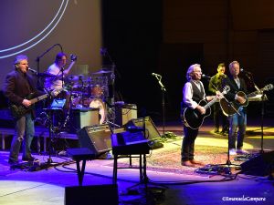 America in concerto: &apos;E in futuro forse un altro album di cover&apos; 