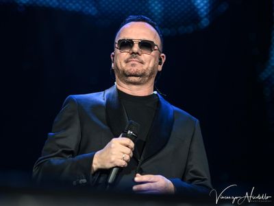 ‘Quanti amori’ per Gigi D’Alessio, neoromantico senza pentimenti