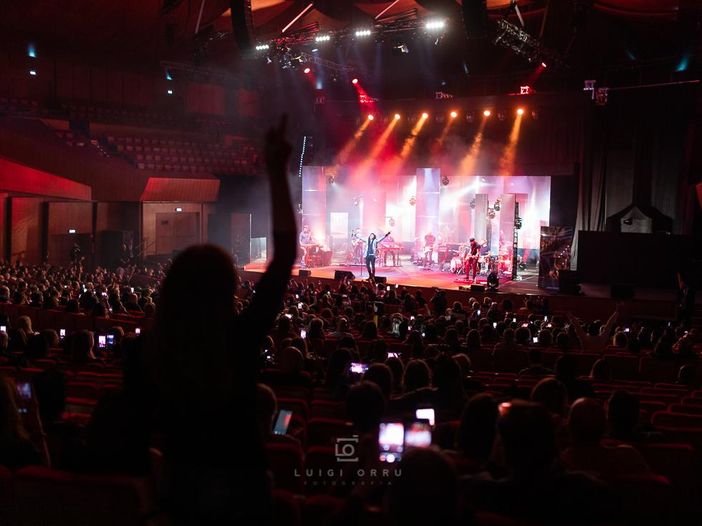 Music Control: Francesco Renga ancora in testa