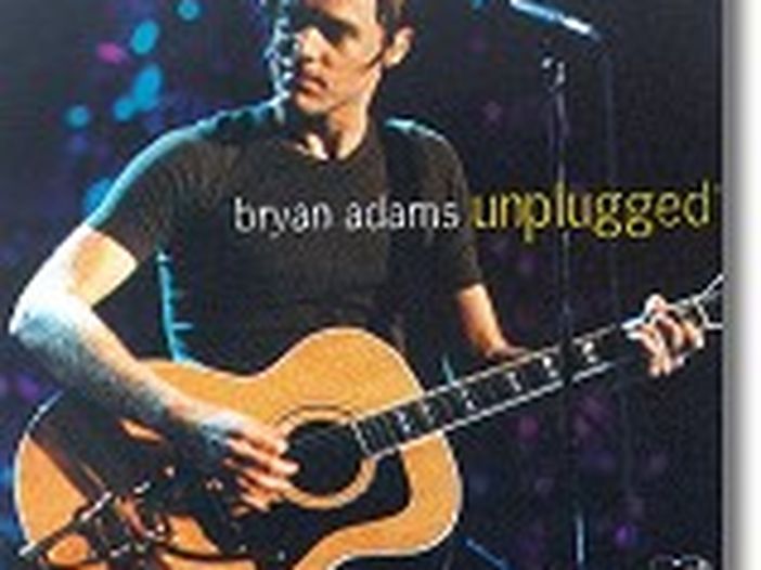 Il premier britannico Blair confessa di possedere la chitarra di Bryan Adams