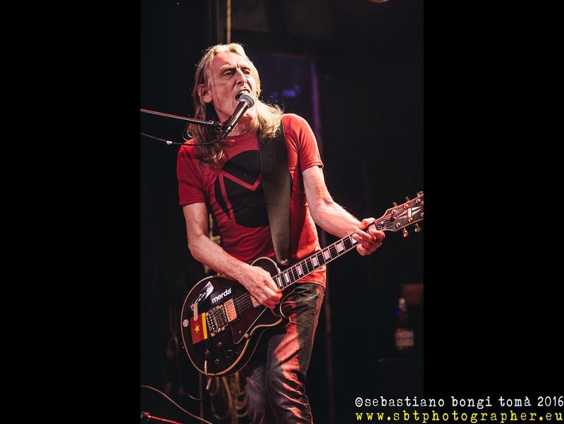 16 aprile 2016 - The Cage Theatre - Livorno - Giorgio Canali e Rossofuoco in concerto 16 aprile 2016 - The Cage Theatre - Livorno - Giorgio Canali e Rossofuoco in concerto