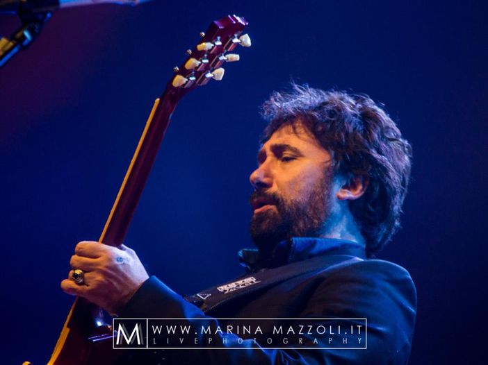Ron festeggia in televisione i suoi trent&#039;anni di musica 