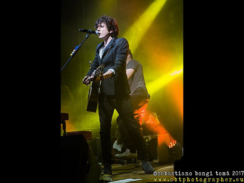 22 aprile 2017 - The Cage Theatre - Livorno - Ermal Meta in concerto 22 aprile 2017 - The Cage Theatre - Livorno - Ermal Meta in concerto