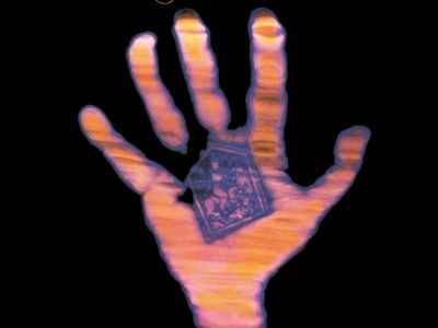 LIVING IN THE MATERIAL WORLD (50TH ANNIVERSARY) George Harrison