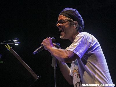 Vuoi fare una domanda a Samuele Bersani? Mancano poche ore