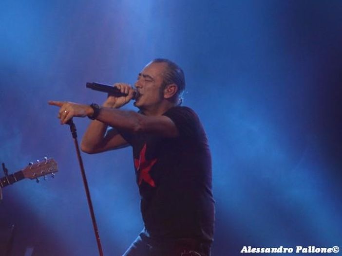 Luca Carboni, il ritorno dopo la malattia Luca Carboni, il ritorno dopo la malattia