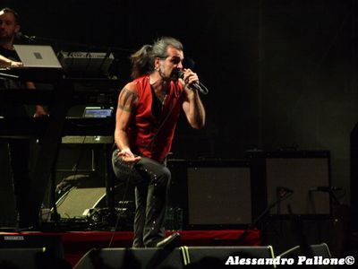 Cabo dei Litfiba: &apos;Non voglio copiare Pelù&apos;