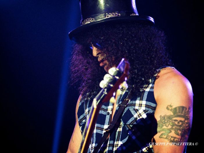 Slash, gli U2 e un regalo di benvenuto "sbagliato"… Slash, gli U2 e un regalo di benvenuto "sbagliato"…