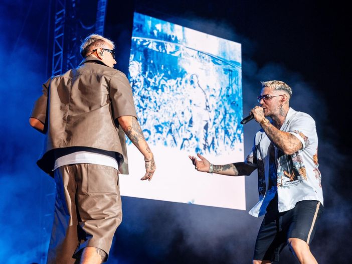 Emis Killa: EM15 è stato il Festivalbar del rap italiano Emis Killa: EM15 è stato il Festivalbar del rap italiano