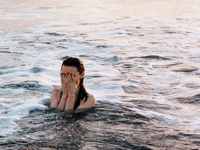 BIG SWIMMER King Hannah