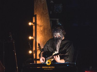 Capossela nel nuovo album della Banda Ionica