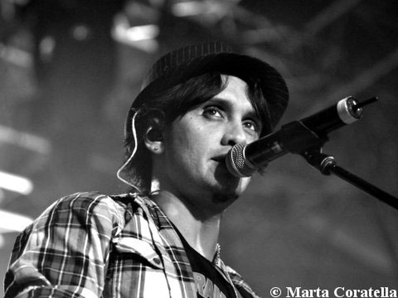 19 Novembre 2010 - Atlantico Live - Roma - Fabrizio Moro in concerto