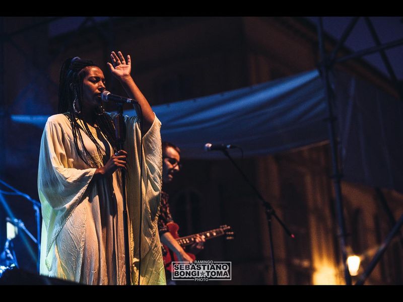 20 luglio 2021 - Moonland - Piazza Matteotti - Sarzana (Sp) - Venerus in concerto