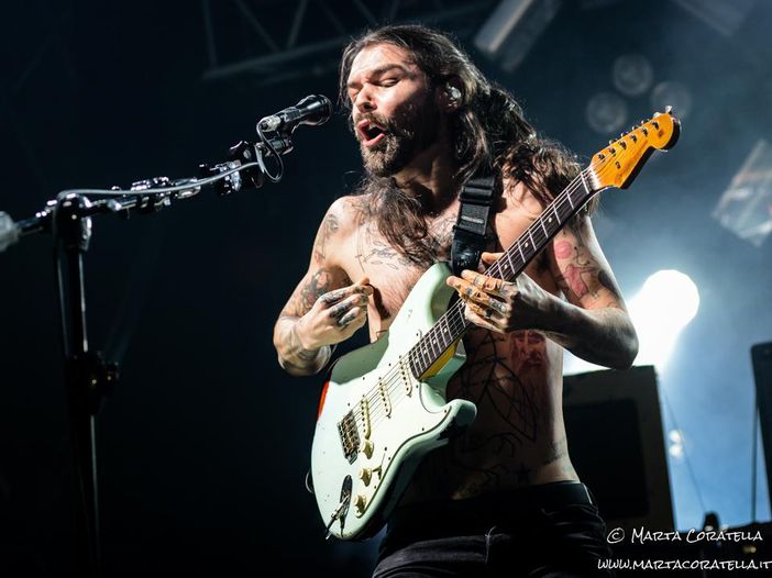 Biffy Clyro al lavoro: &#039;Il nuovo materiale? Molto cupo&#039;