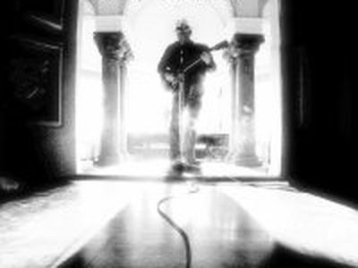 LE NOISE Neil Young