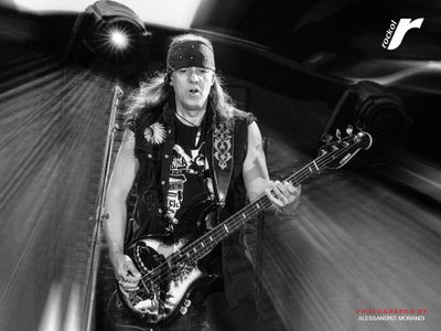 Dubai, un mese di prigione al batterista degli Scorpions James Kottak
