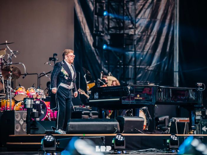 Elton John sfida Putin: &#039;Voglio incontrarlo per parlare dei diritti degli omosessuali&#039;