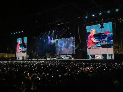 Dr Pepper 'fregata' dai Guns N'Roses: una lattina gratis per tutti