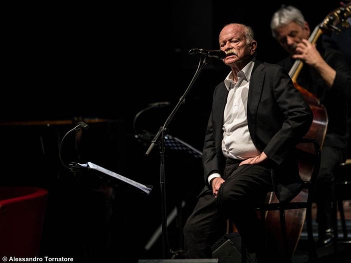 Gino Paoli racconta la terza et&agrave; fregandosene delle regole