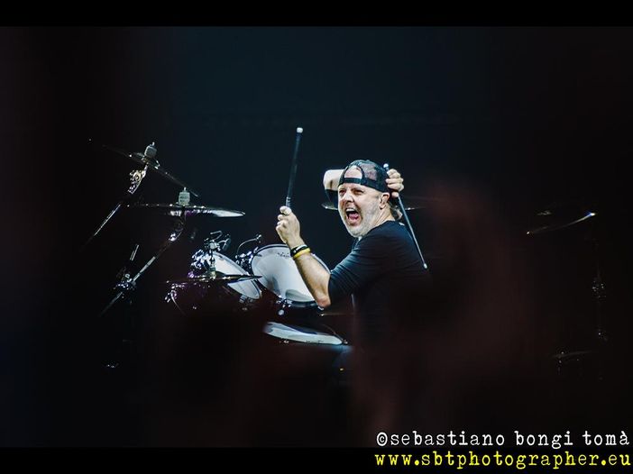 James Hetfield accusato da Ulrich di omofobia James Hetfield accusato da Ulrich di omofobia