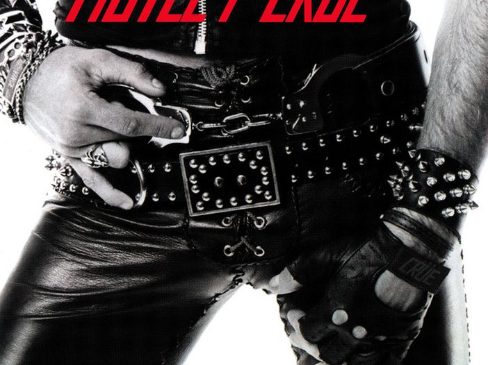 La Elektra scarica i Motley Crue
