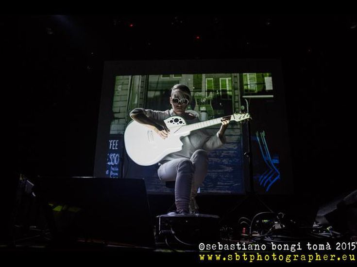 Kaki King: 'Ad Ani DiFranco e Michael Hedges preferisco Morrissey'