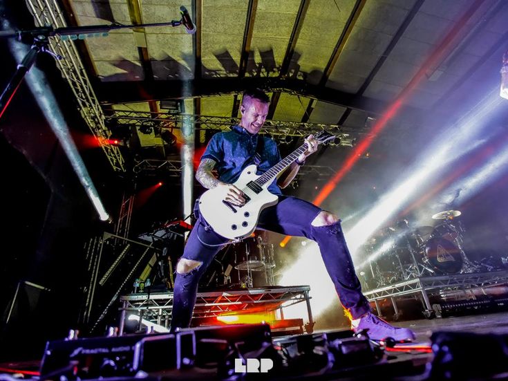 Papa Roach, accenni di EDM nel nuovo brano &apos;Warriors&apos; - ASCOLTA