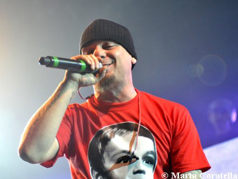 10 Ottobre 2011 - Atlantico Live - Roma - J-Ax in concerto