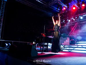 Noemi, guarda il video del nuovo singolo &apos;Odio tutti i cantanti&apos; 