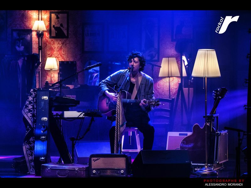 17 aprile 2025 - Teatro Puccini - Firenze - Ermal Meta in concerto 17 aprile 2025 - Teatro Puccini - Firenze - Ermal Meta in concerto
