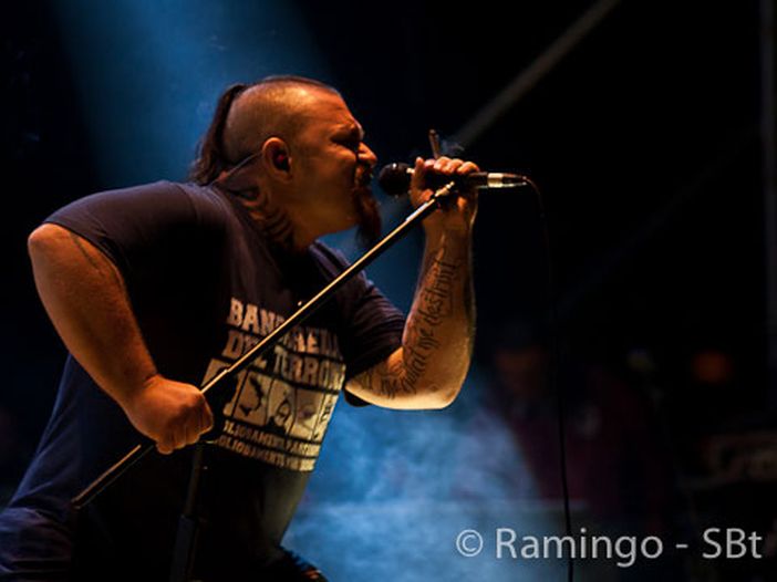 99 Posse, la replica al tweet di Matteo Salvini: &lsquo;Una vittoria non &egrave; tale se non mette fine alla guerra&rsquo;