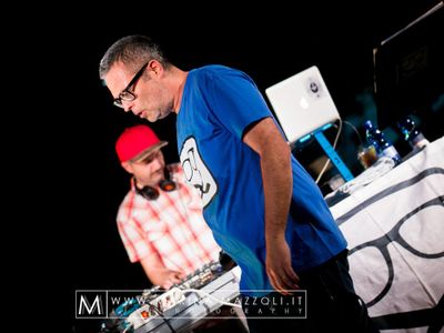 Frankie Hi NRG, gratis in streaming tutto il nuovo album &apos;Essere umani&apos;: ascolta