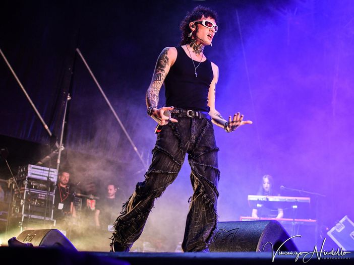Rosa Chemical annuncia i primi concerti per il 2023 dopo Sanremo