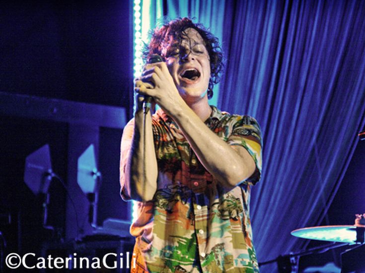 Friendly Fires: in streaming gratuito i remix di Tiga e Carl Craig