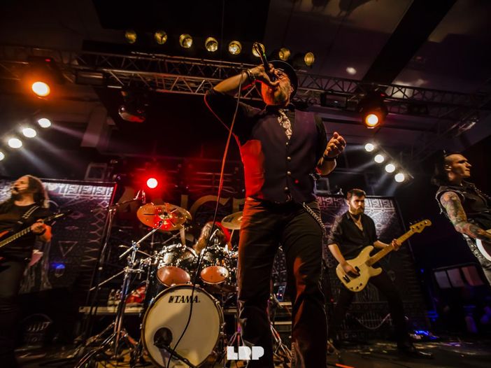 Concerti, Angra: cancellato il tour europeo