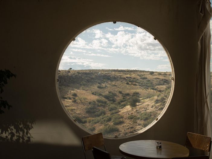 Musica pietrificata: il suono del deserto e l&rsquo;architettura